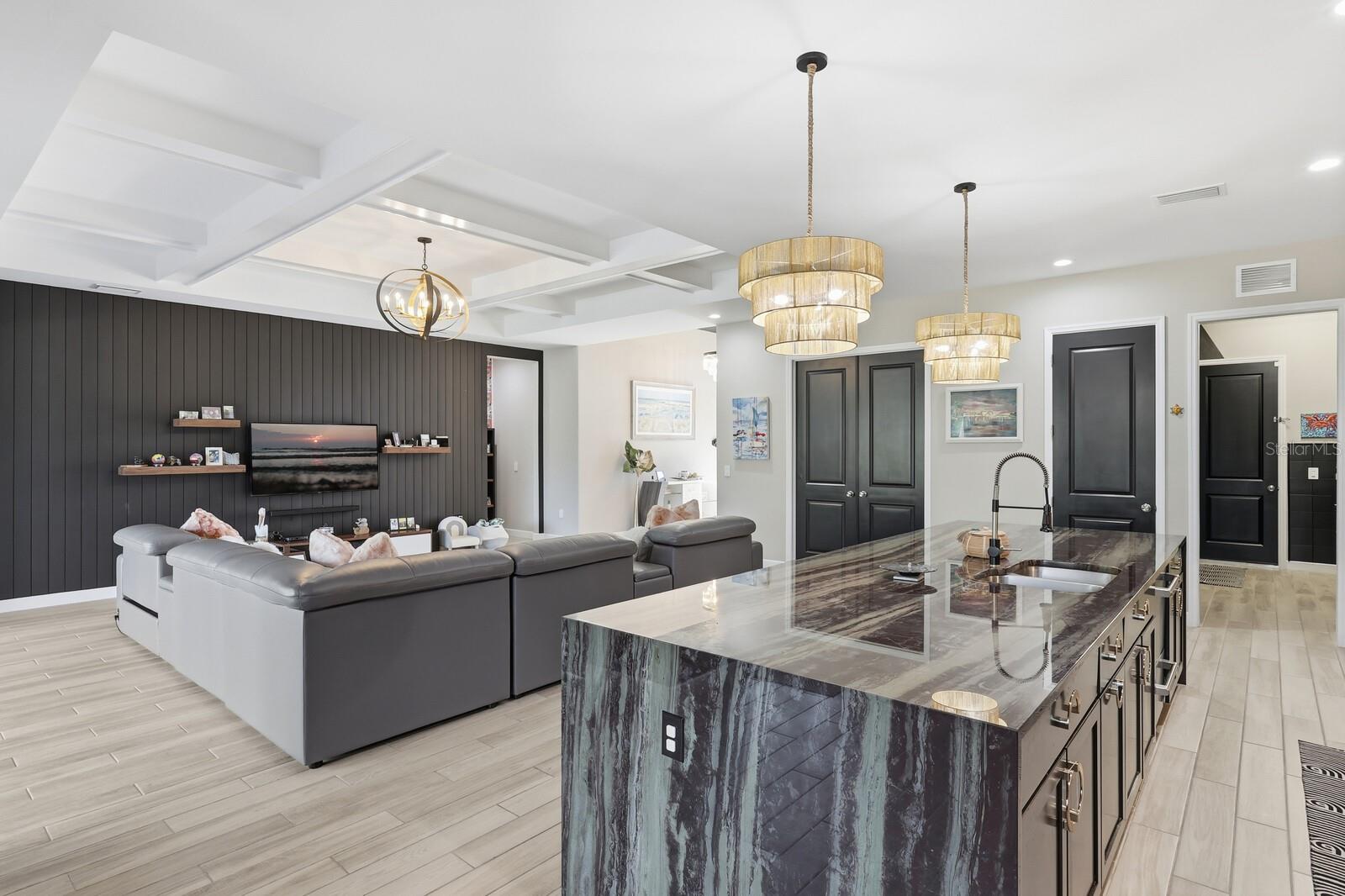 LORRAINE LAKES PH I - Residential