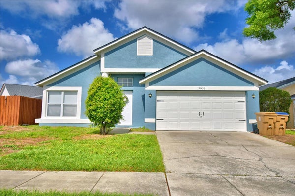2935 DICKENS CIR, KISSIMMEE, FL 34747 - Image 3cc43fdd37f44d14fcccd9b9bb2acb4c/1151090170