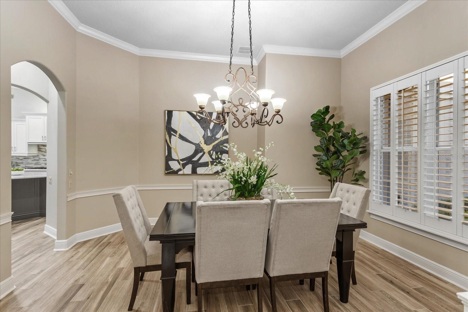 250 KENTUCKY BLUE CIRCLE