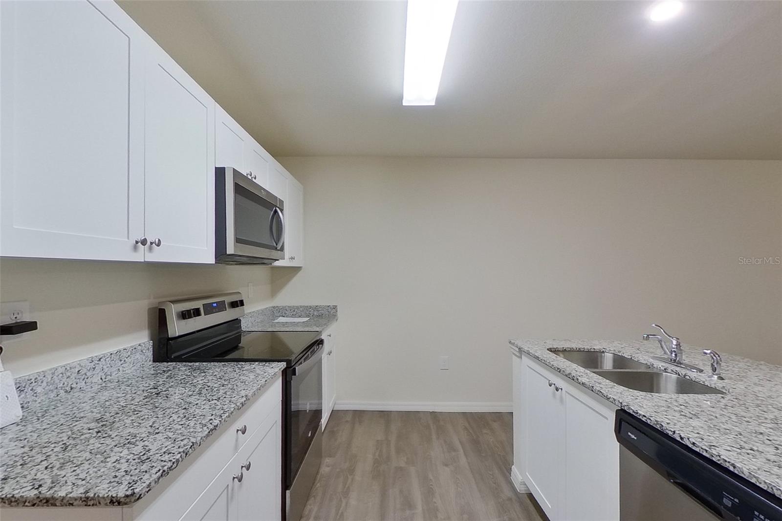 VISTANNA VILLAS - Residential Lease