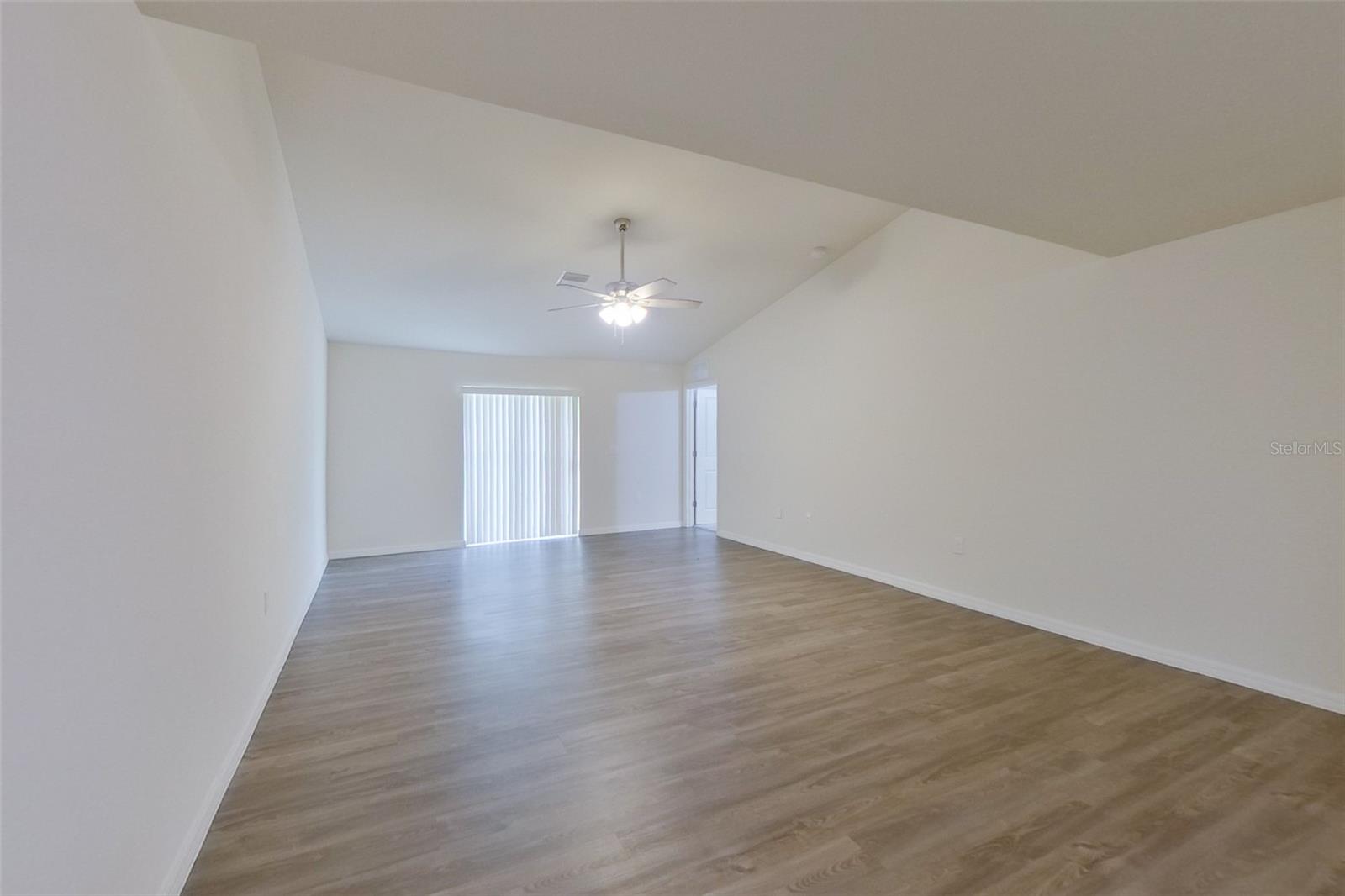 VISTANNA VILLAS - Residential Lease