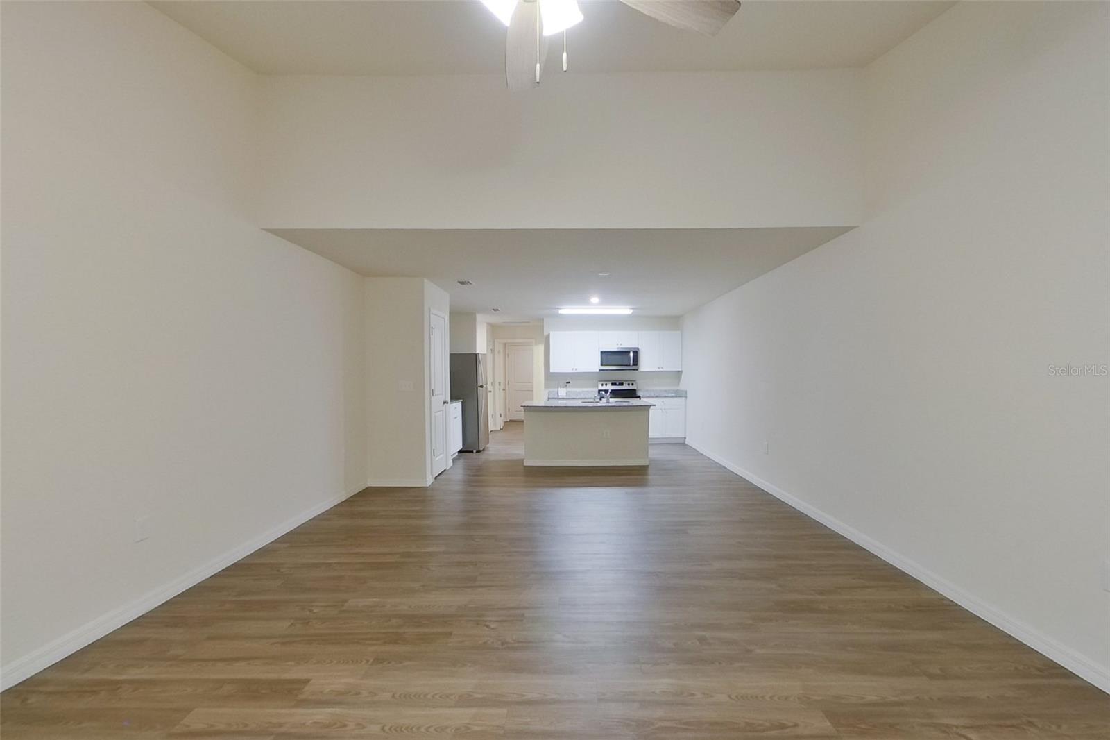 VISTANNA VILLAS - Residential Lease