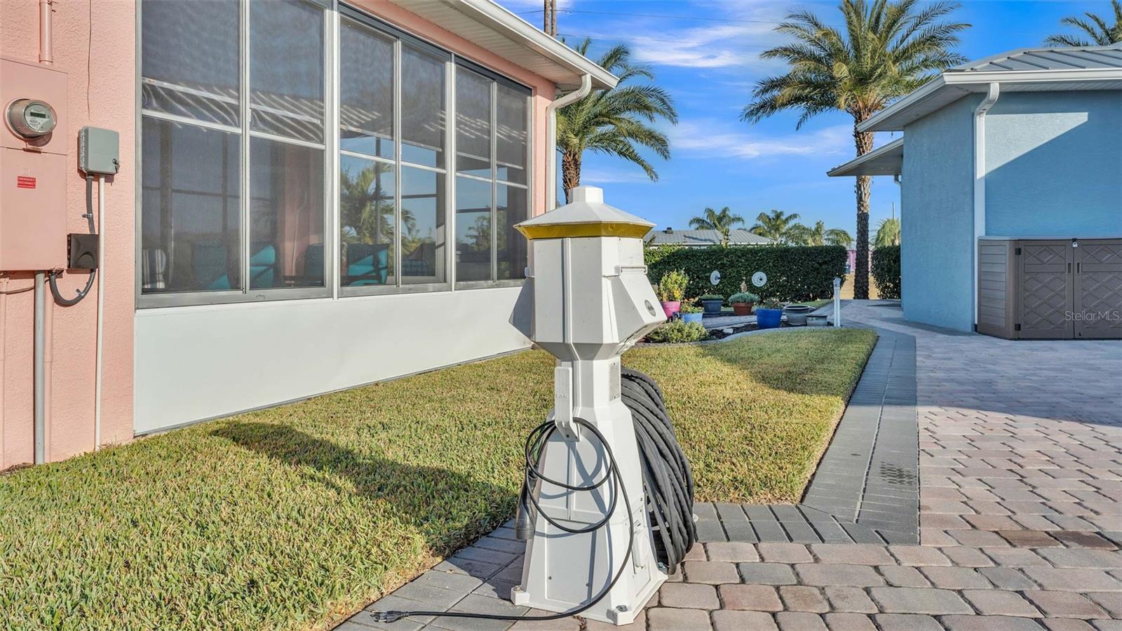 BAY LAKE RESIDENCE - Land