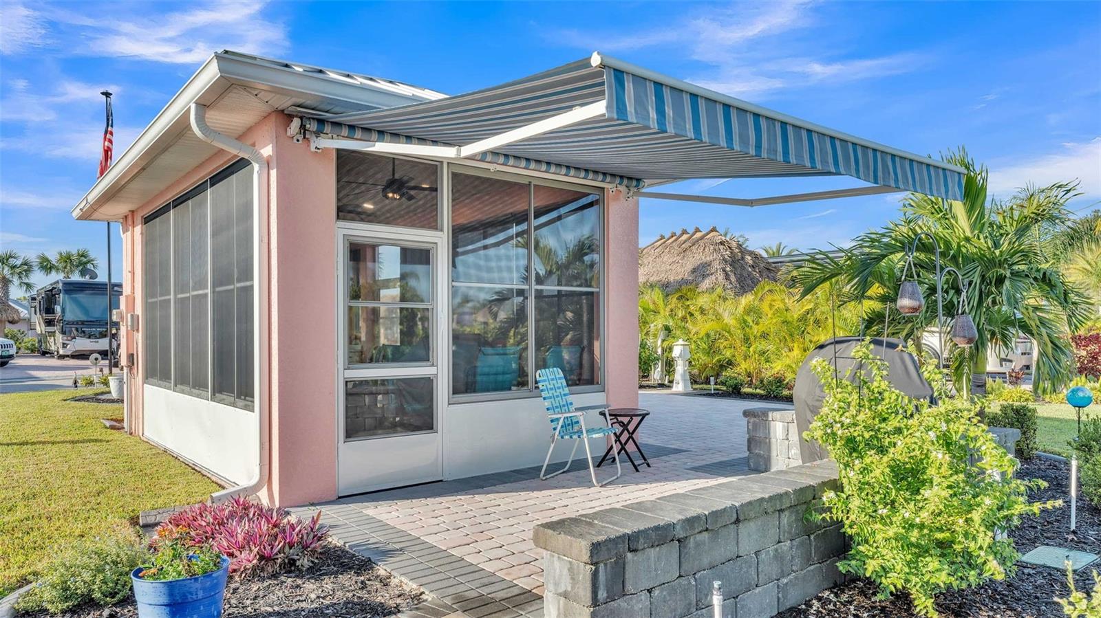 BAY LAKE RESIDENCE - Land