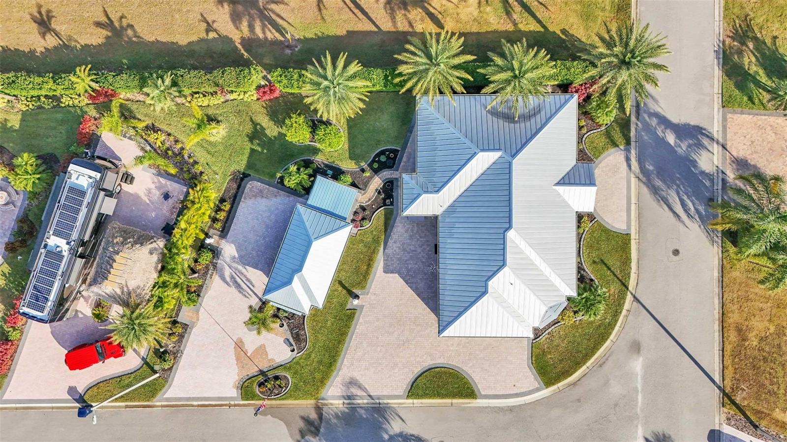 BAY LAKE RESIDENCE - Land