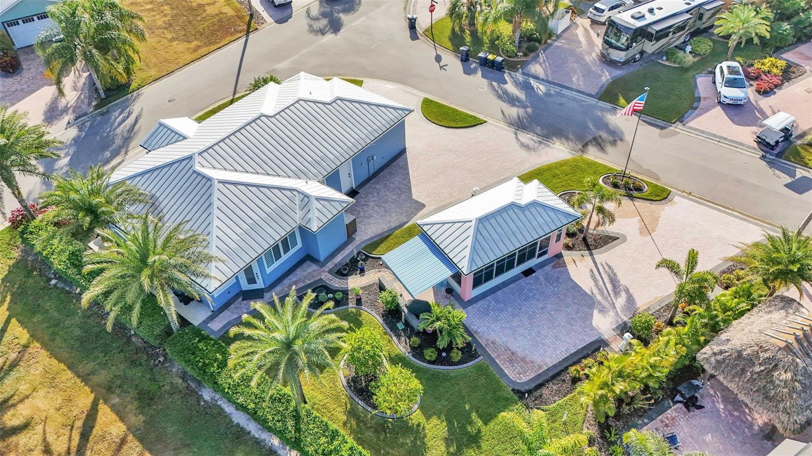 BAY LAKE RESIDENCE - Land