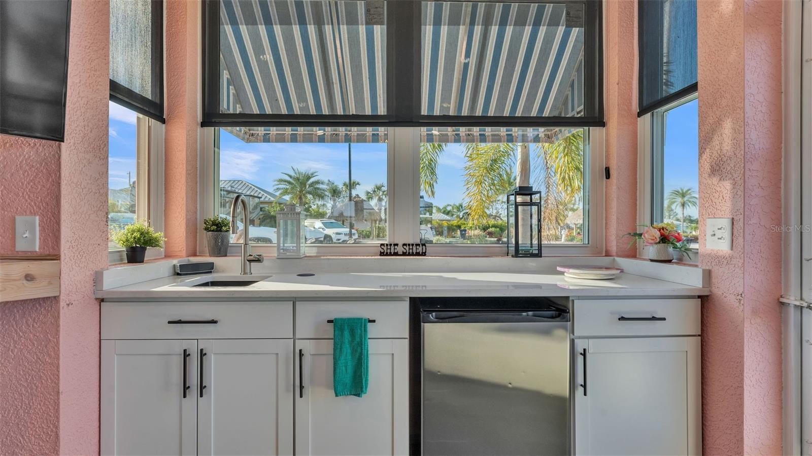 BAY LAKE RESIDENCE - Land