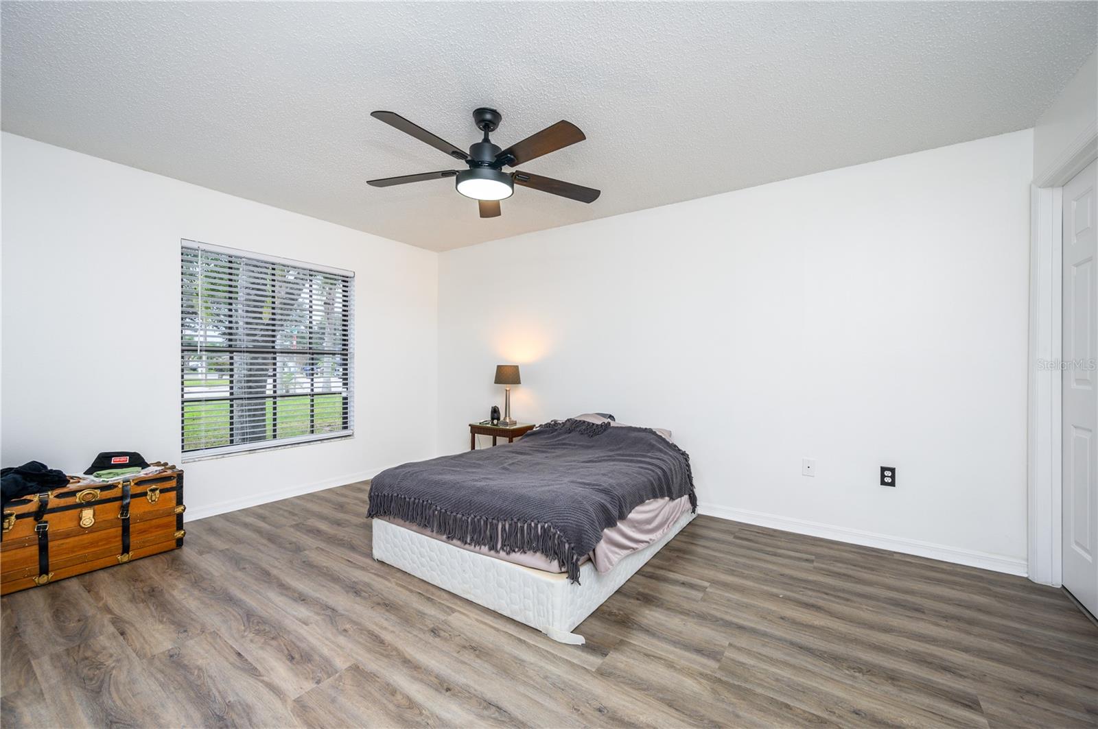 1171 DAIMLER DRIVE