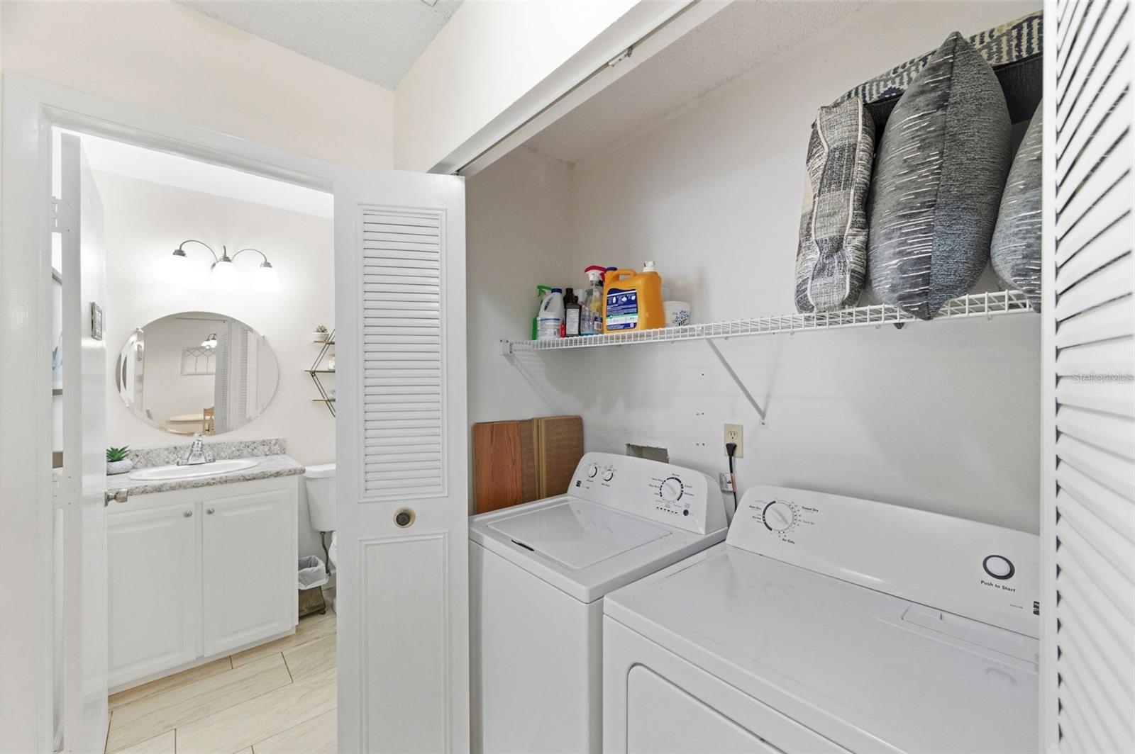 BELLE OAK VILLAS - Residential