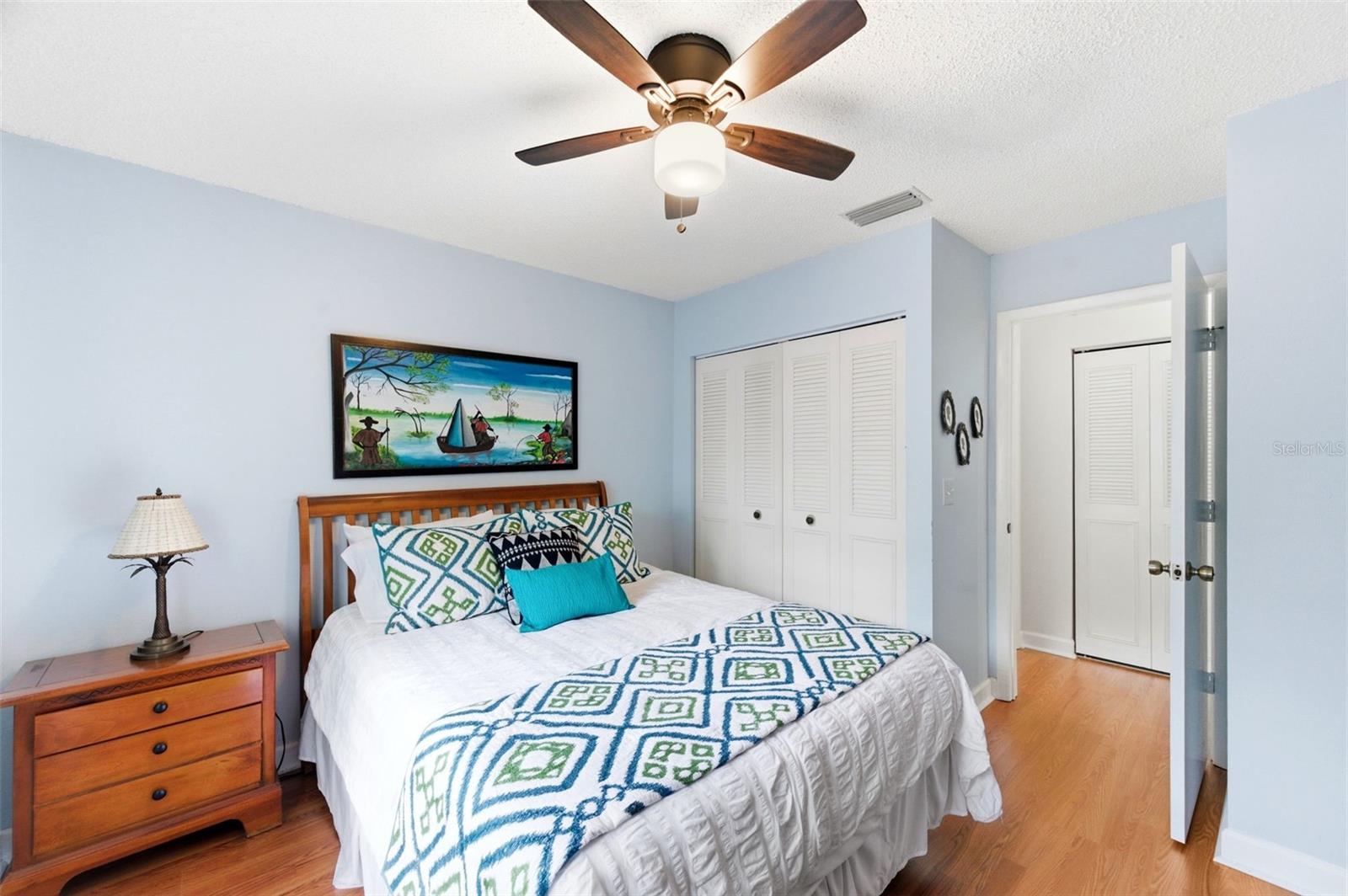 BELLE OAK VILLAS - Residential