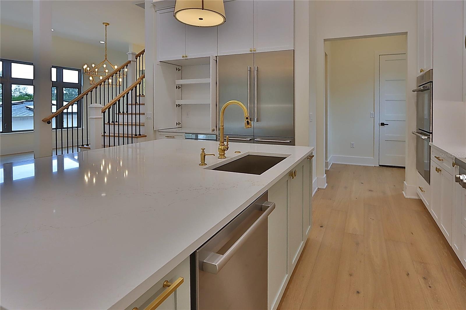 DAVIS ISLANDS PB10 PG52 TO 57 - Residential