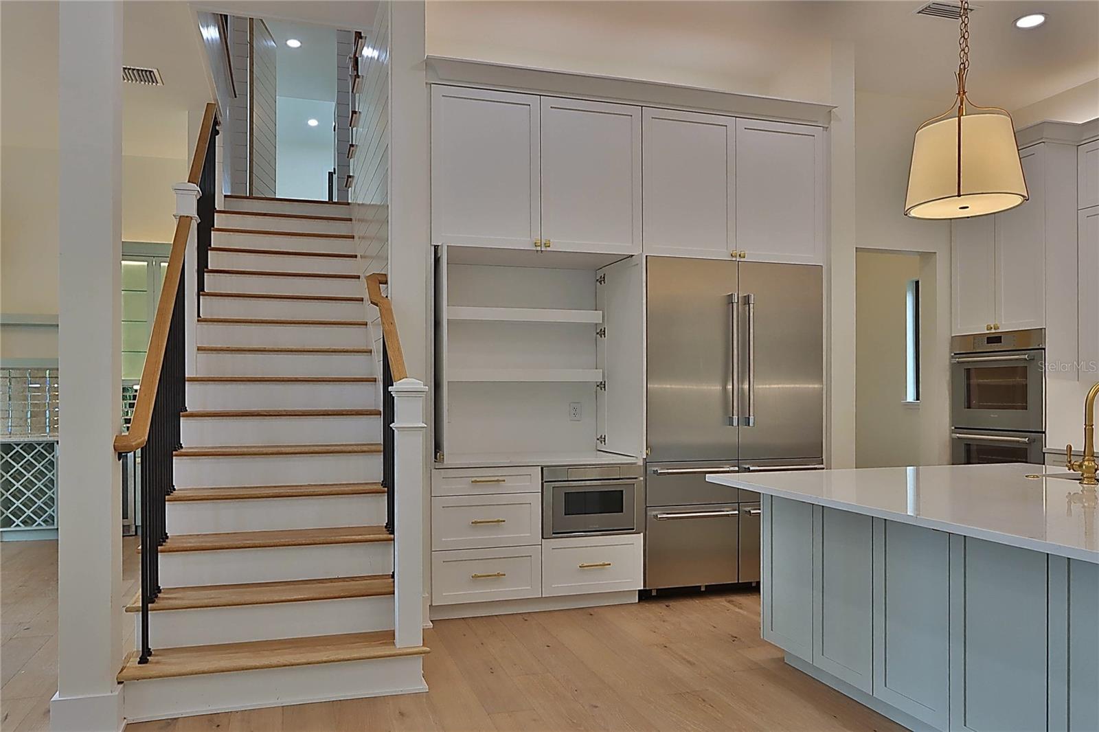 DAVIS ISLANDS PB10 PG52 TO 57 - Residential