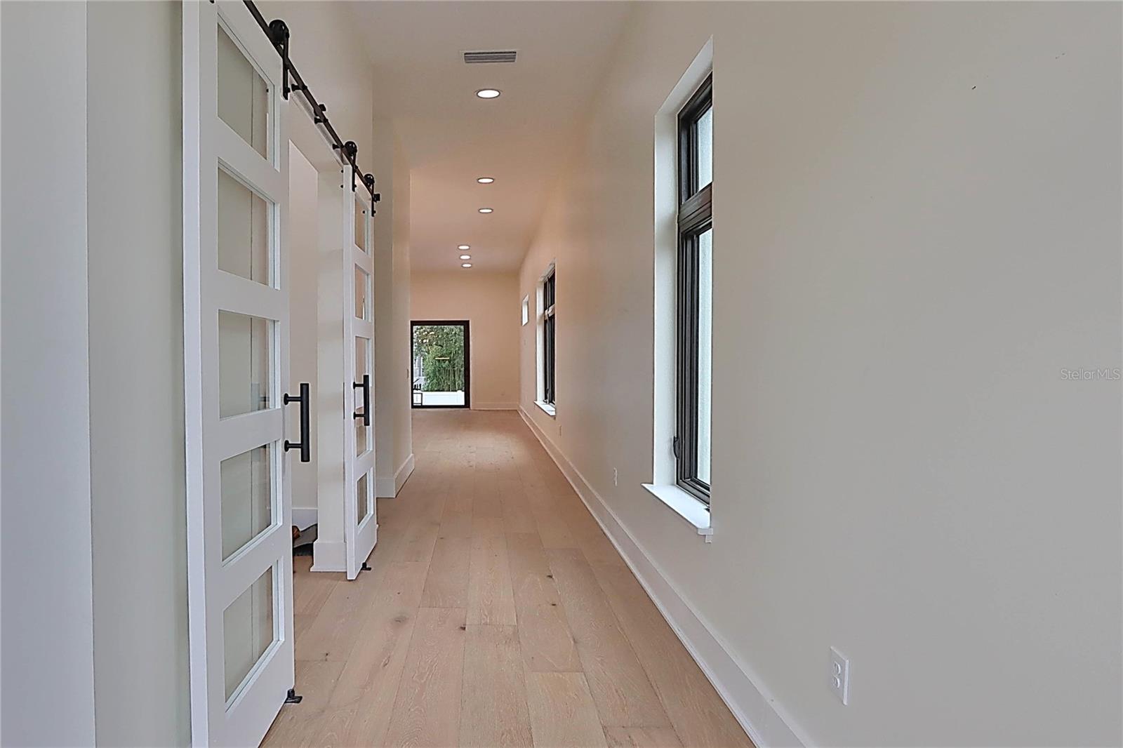 DAVIS ISLANDS PB10 PG52 TO 57 - Residential