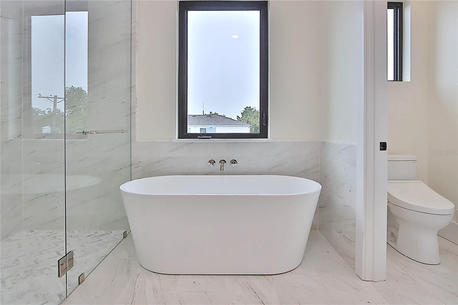 DAVIS ISLANDS PB10 PG52 TO 57 - Residential