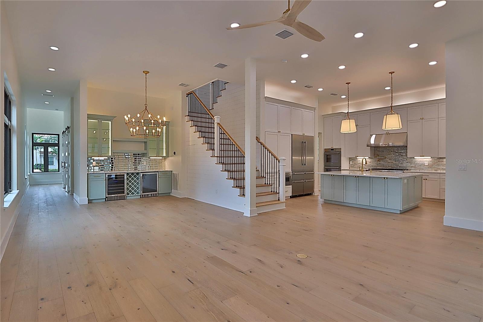 DAVIS ISLANDS PB10 PG52 TO 57 - Residential