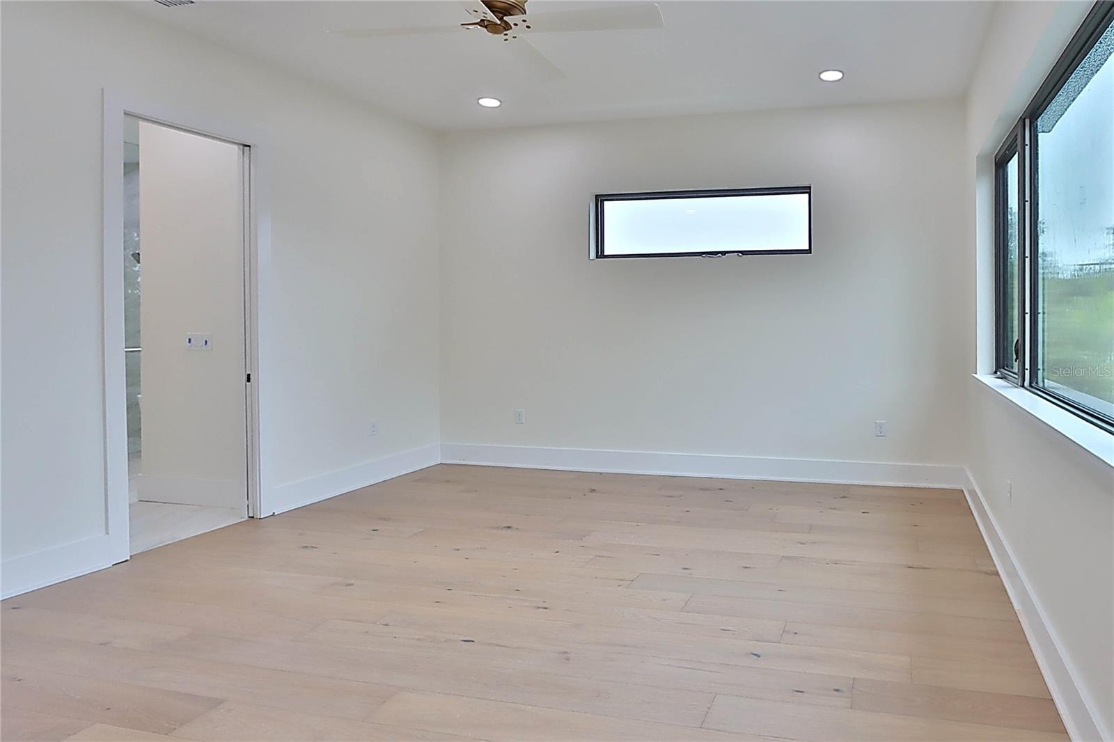 DAVIS ISLANDS PB10 PG52 TO 57 - Residential