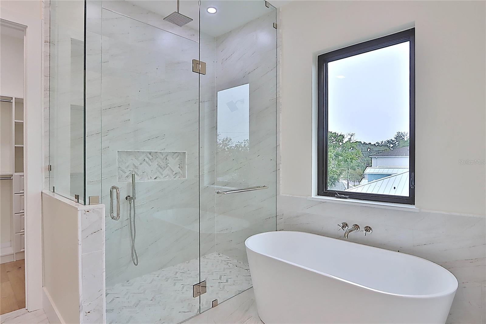 DAVIS ISLANDS PB10 PG52 TO 57 - Residential