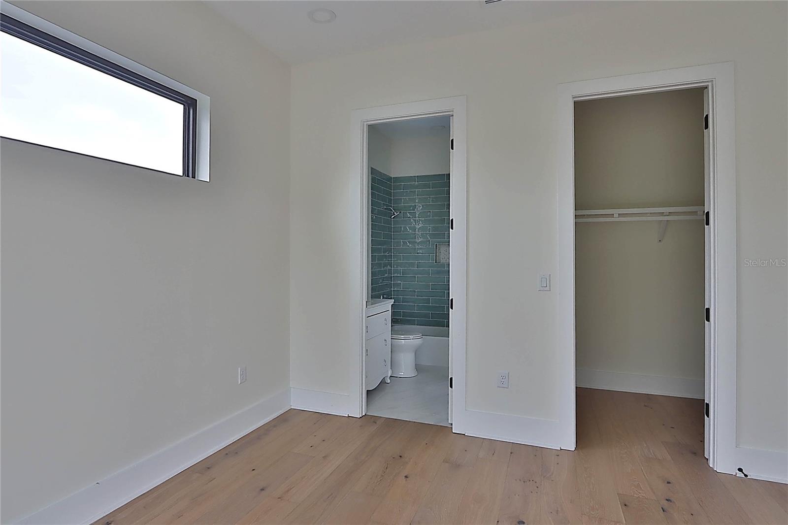 DAVIS ISLANDS PB10 PG52 TO 57 - Residential