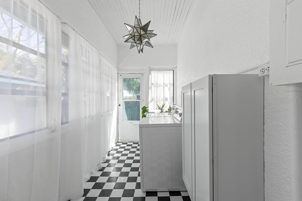 ROWLADERS ADD 03 DAYTONA - Residential