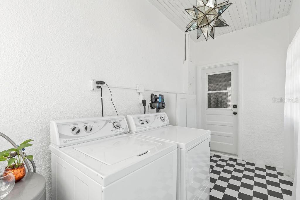 ROWLADERS ADD 03 DAYTONA - Residential