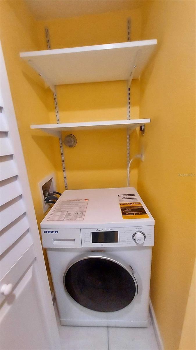 CASA DEL MAR CONDO III - Residential