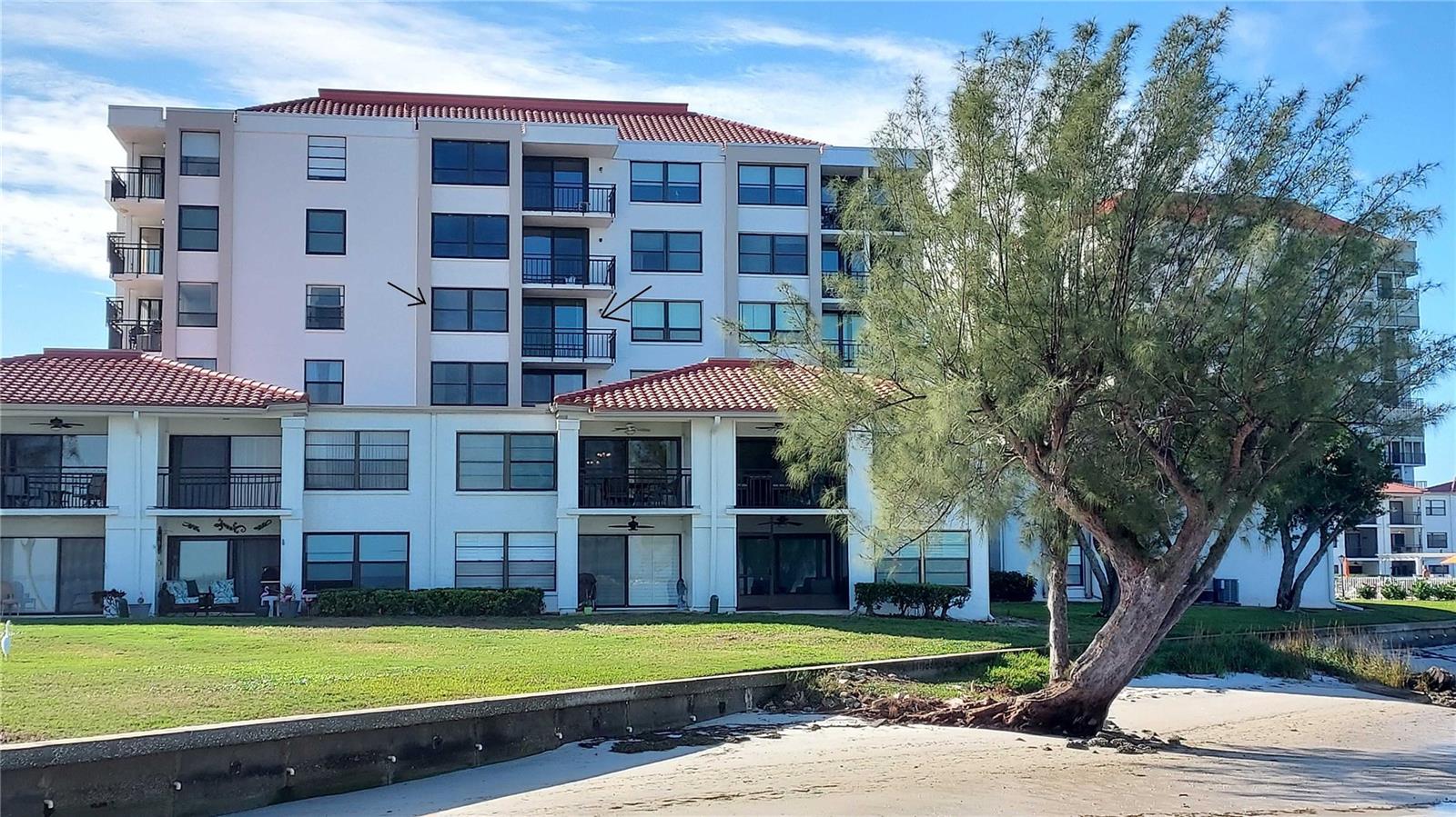 CASA DEL MAR CONDO III - Residential