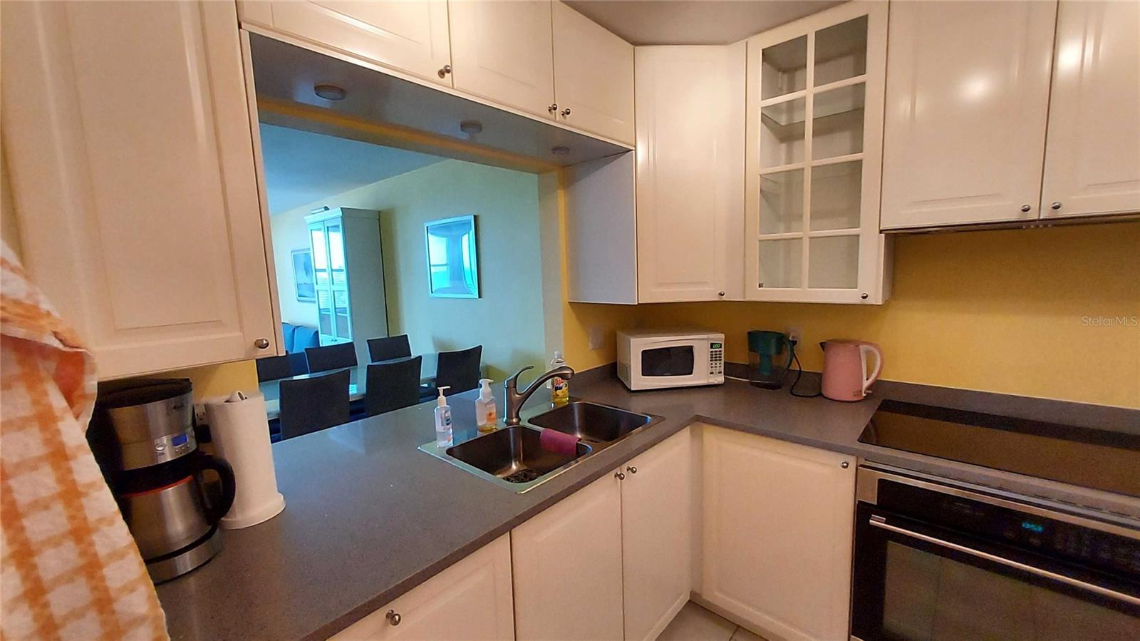 CASA DEL MAR CONDO III - Residential