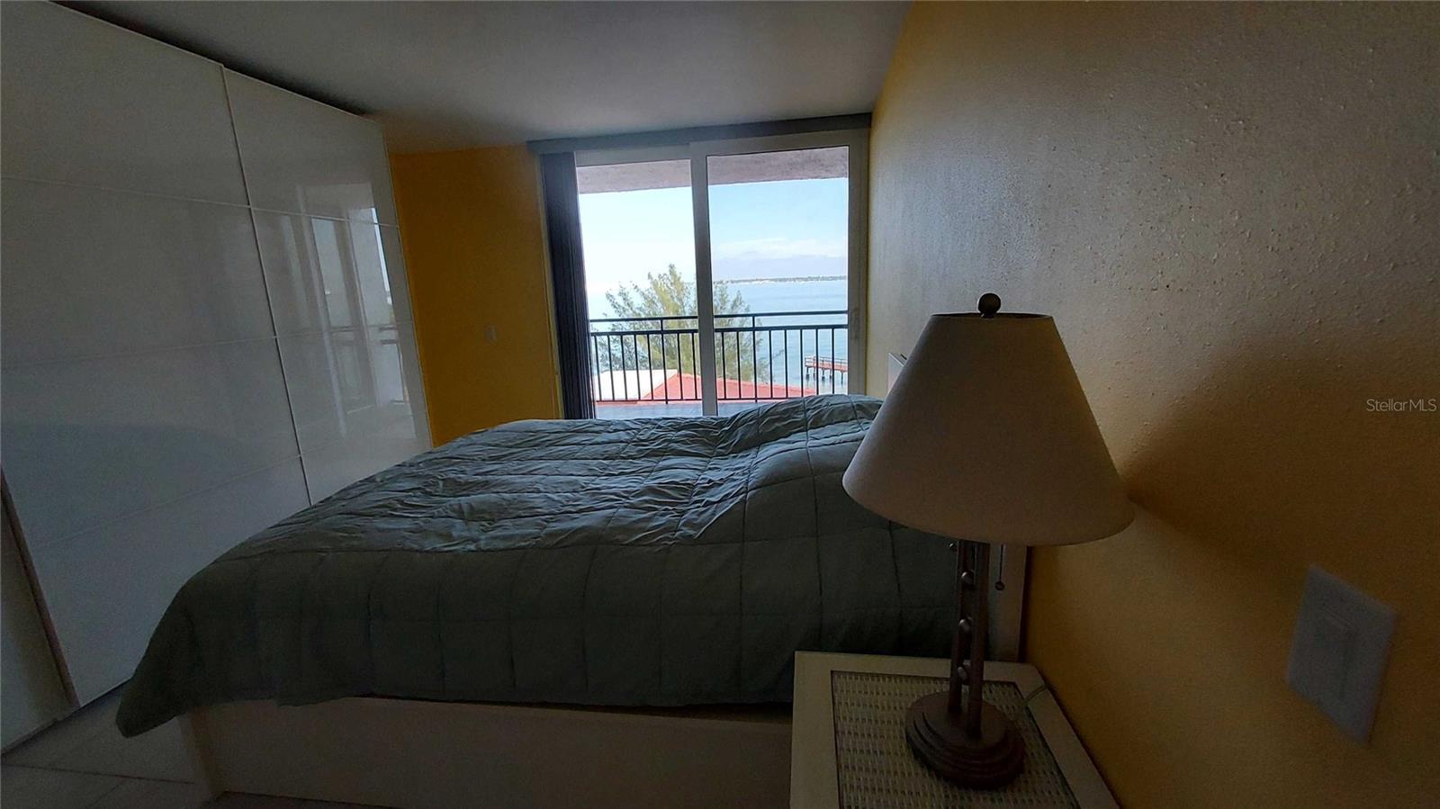 CASA DEL MAR CONDO III - Residential