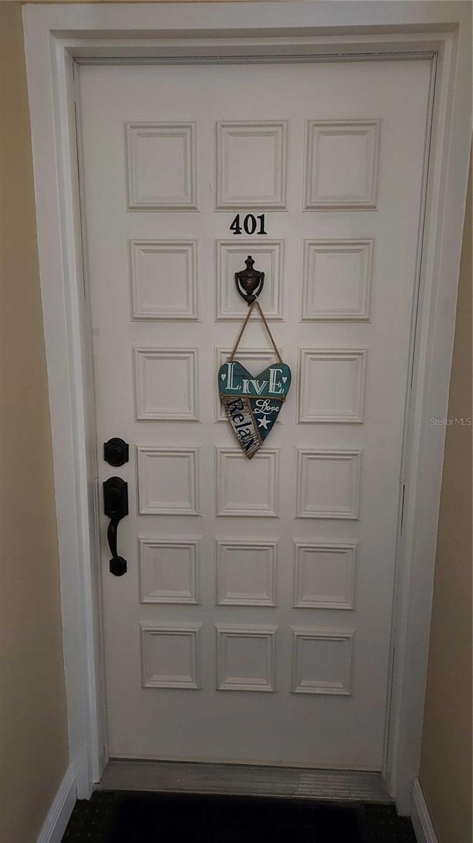 CASA DEL MAR CONDO III - Residential