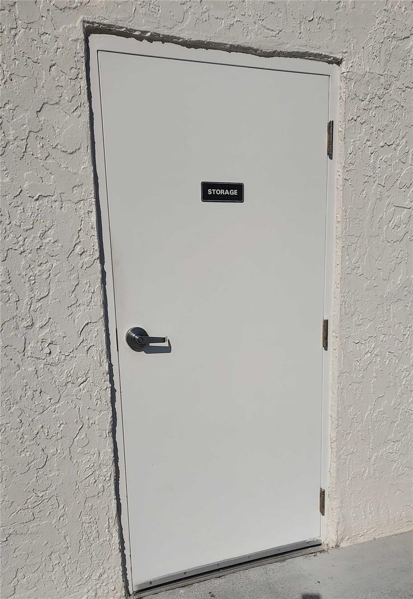 CASA DEL MAR CONDO III - Residential