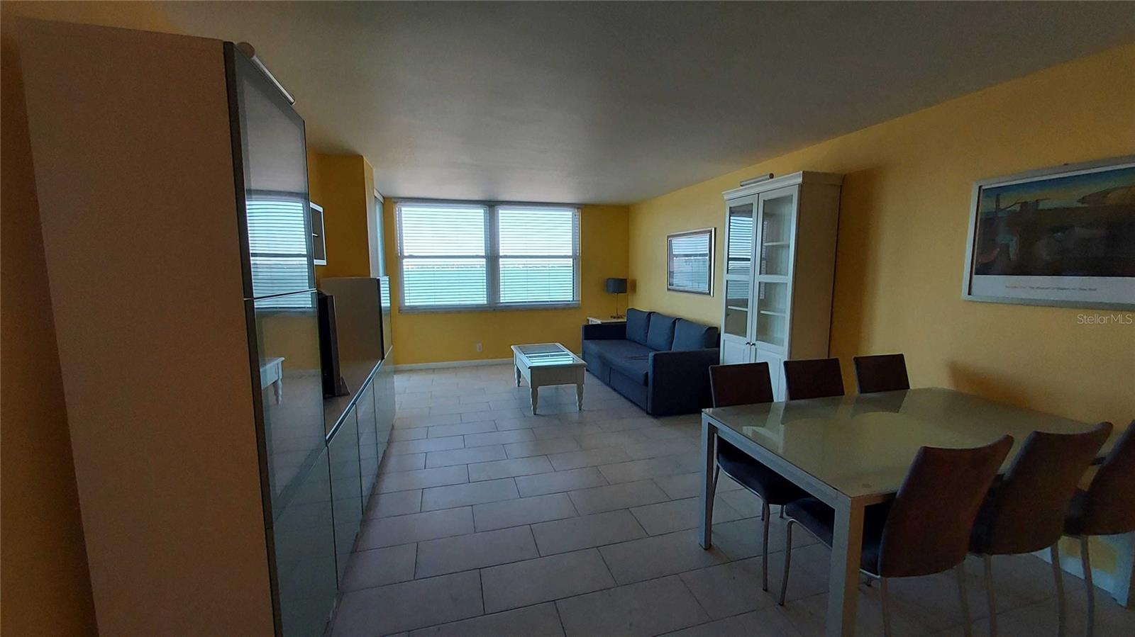 CASA DEL MAR CONDO III - Residential