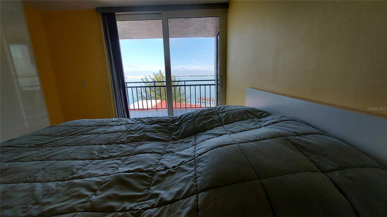 CASA DEL MAR CONDO III - Residential