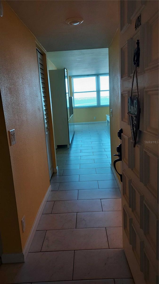 CASA DEL MAR CONDO III - Residential