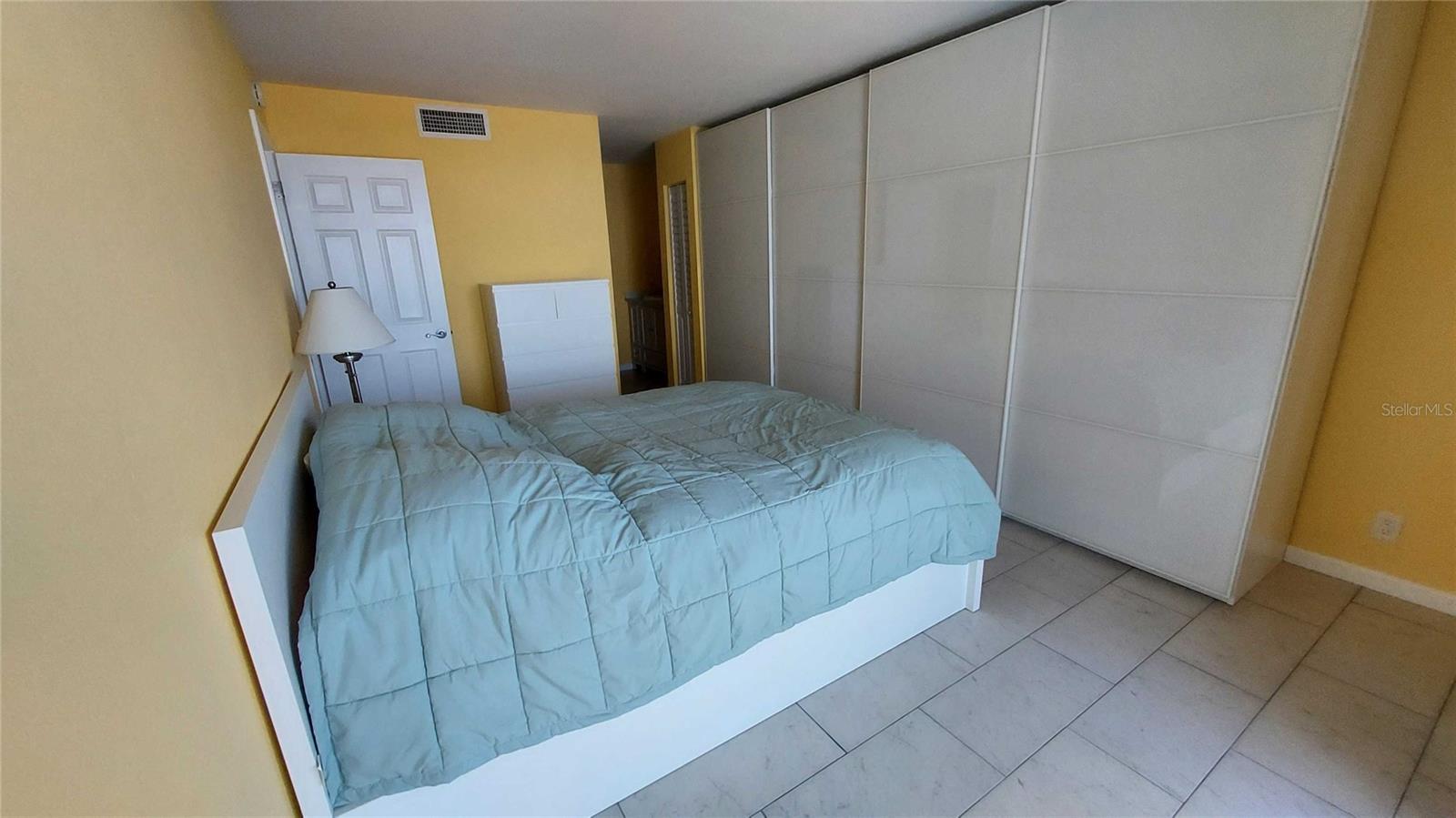 CASA DEL MAR CONDO III - Residential