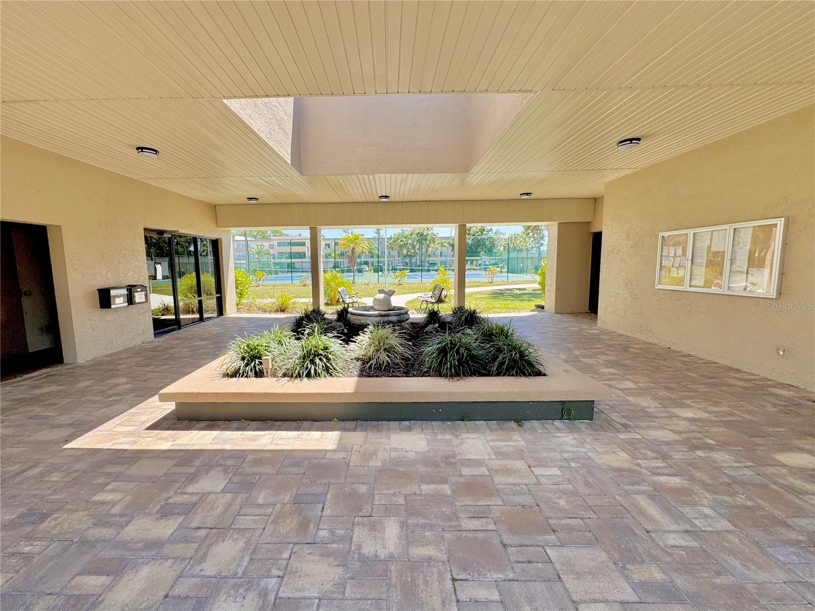 BERKLEY HOUSE - Residential