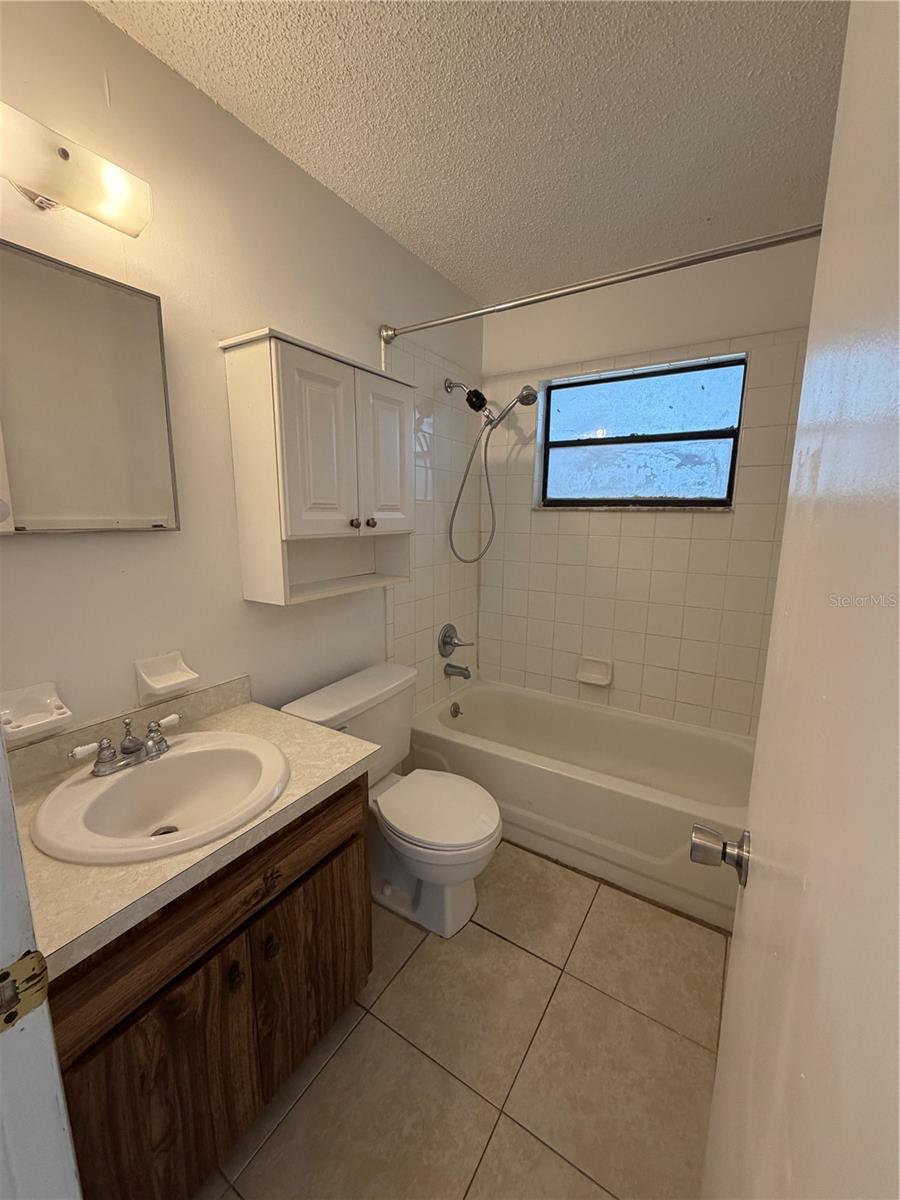 OCALA HEIGHTS - Residential Lease