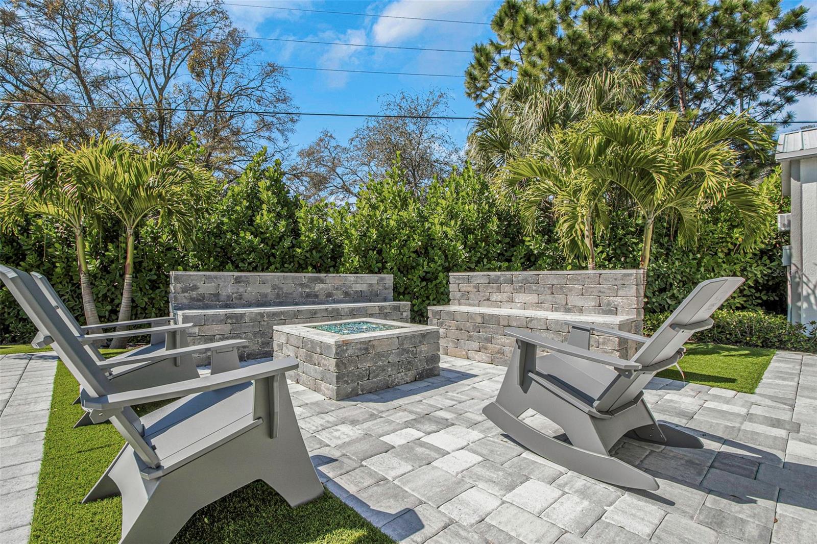 MORRISON COURT - Residential