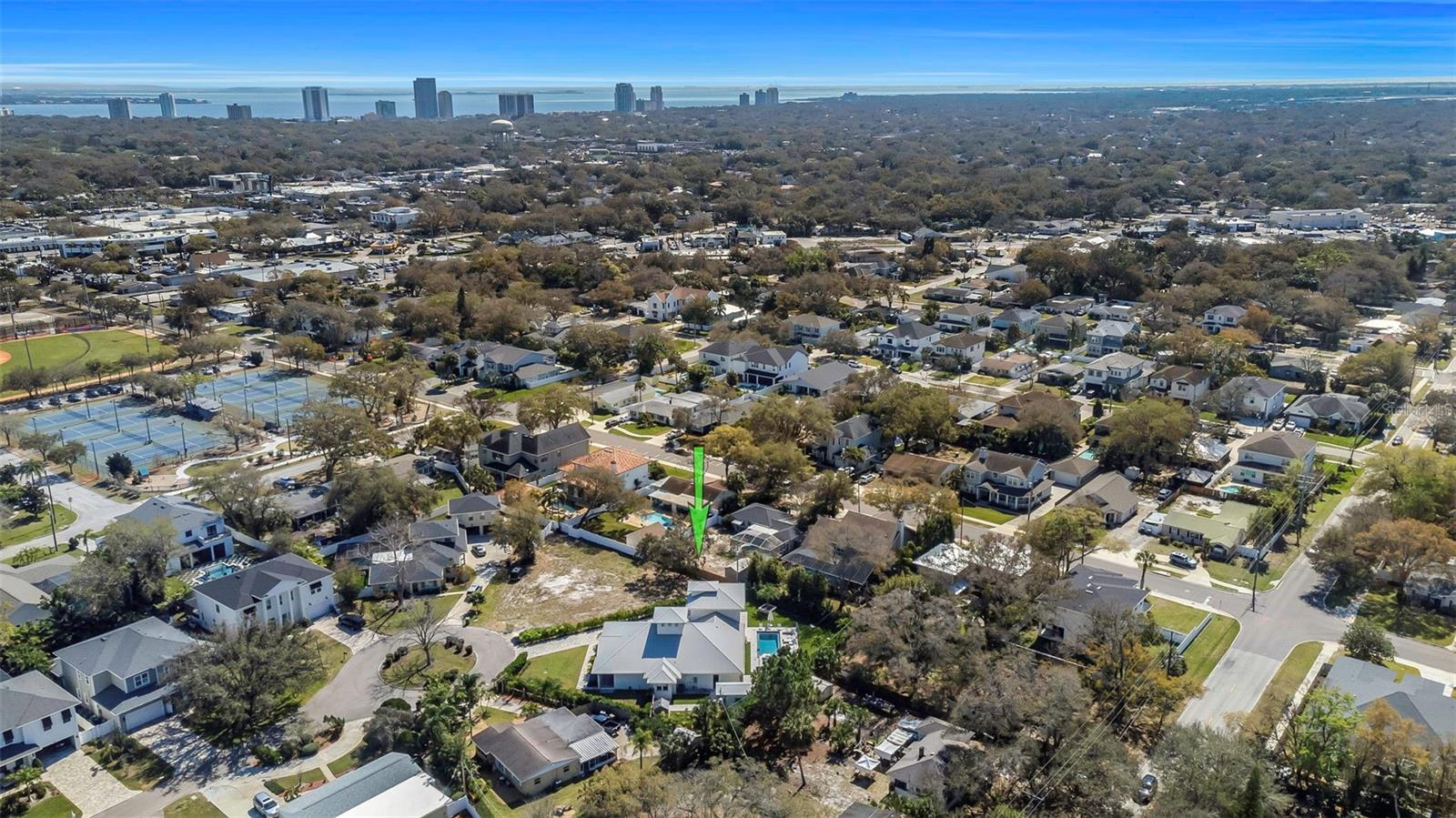 MORRISON COURT - Residential