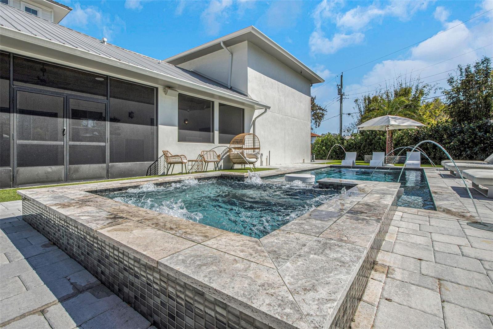 MORRISON COURT - Residential