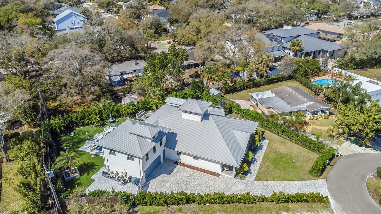 MORRISON COURT - Residential