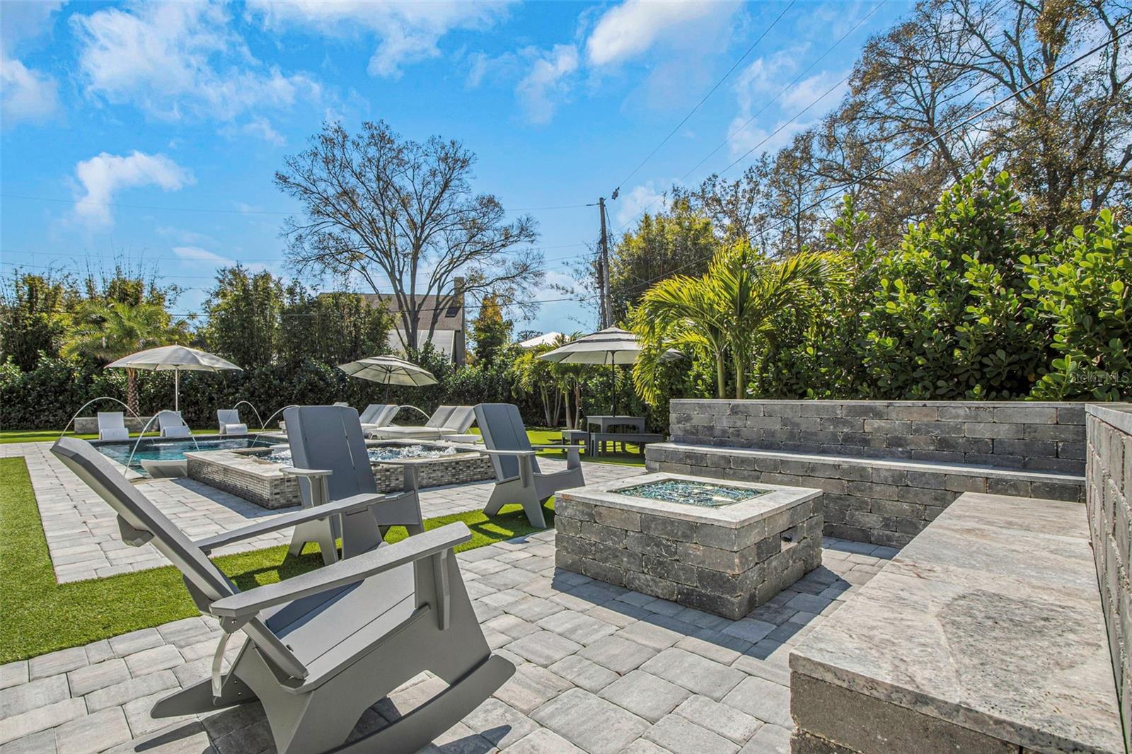 MORRISON COURT - Residential