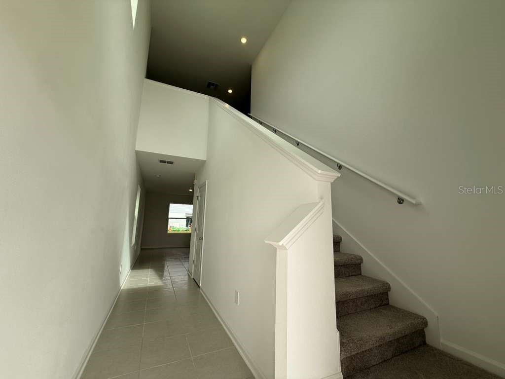 HAMILTON BLUFF SUB - Residential Lease