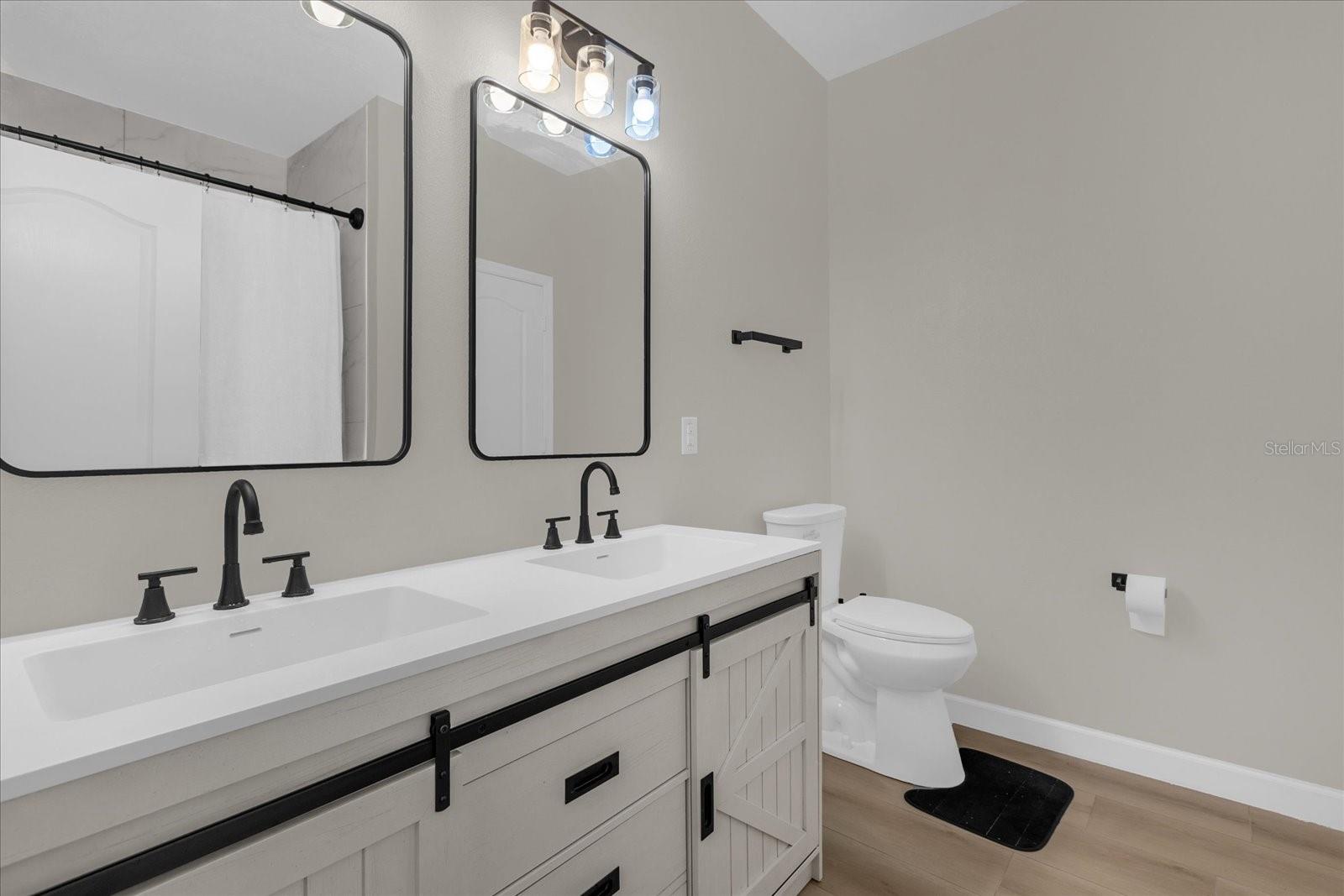 GRAMERCY FARMS PH 7 PG 25 PG 126 LOT 734 - Residential