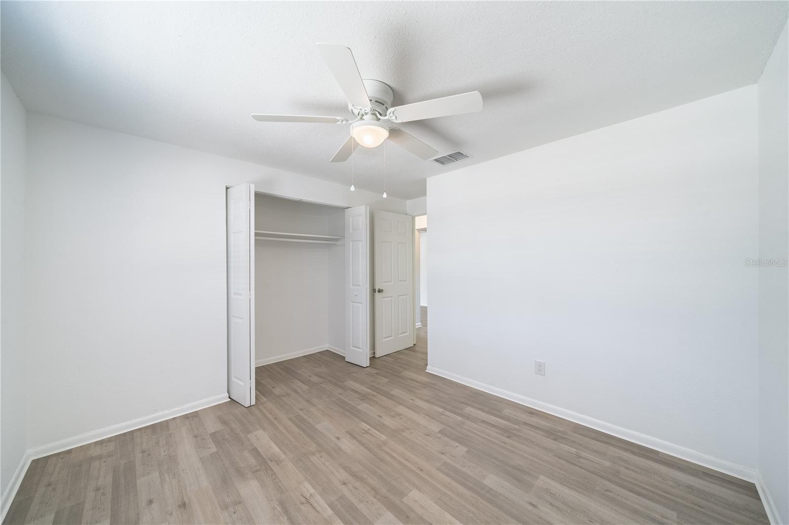 DELTONA LAKES UNIT 32 - Residential
