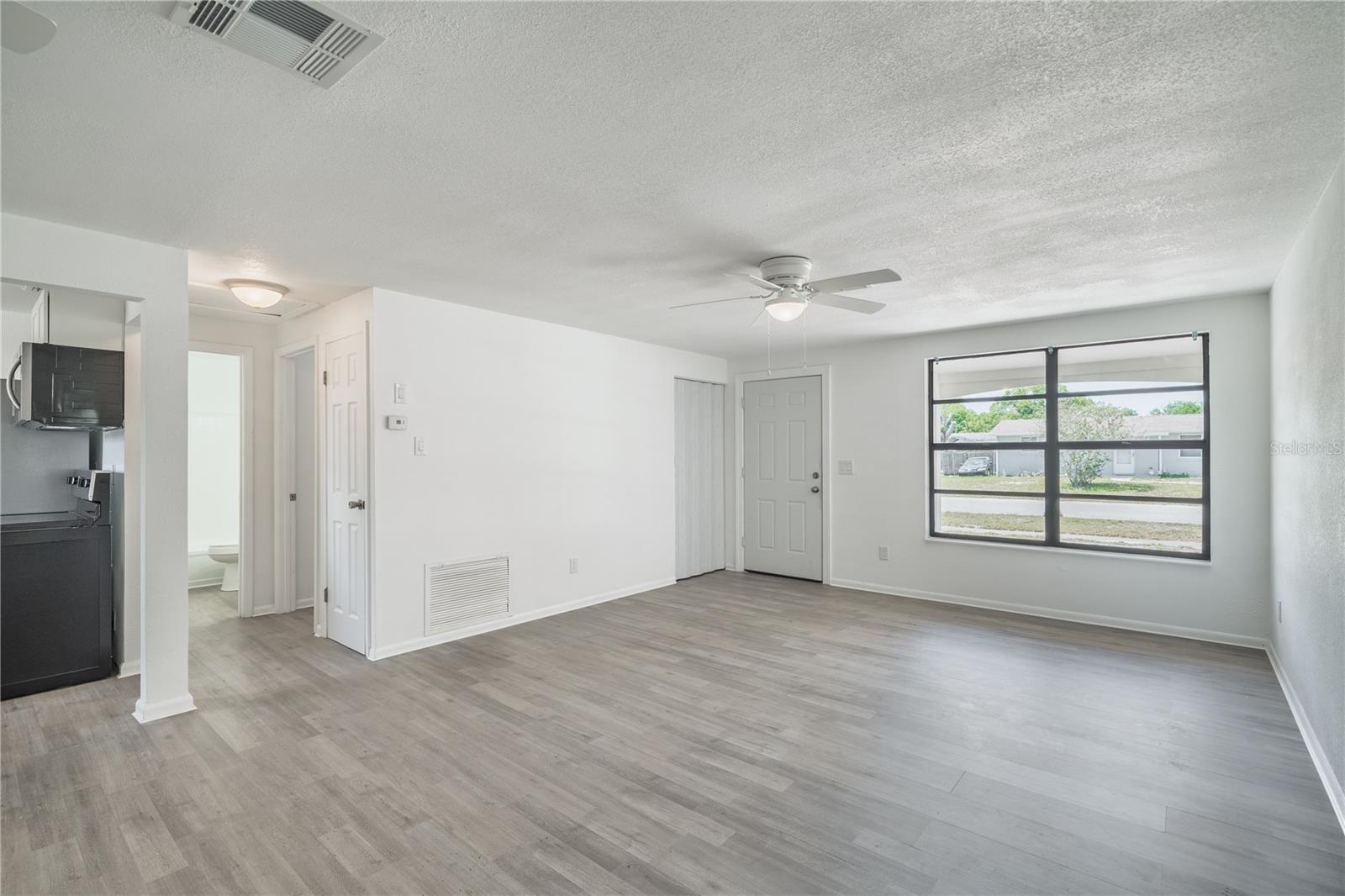 DELTONA LAKES UNIT 32 - Residential