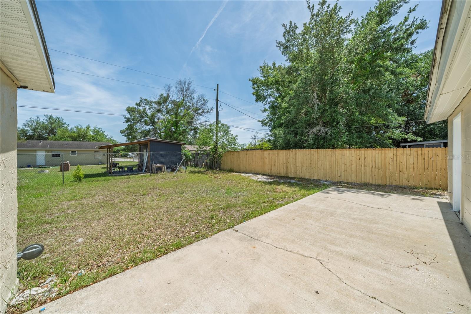 DELTONA LAKES UNIT 32 - Residential