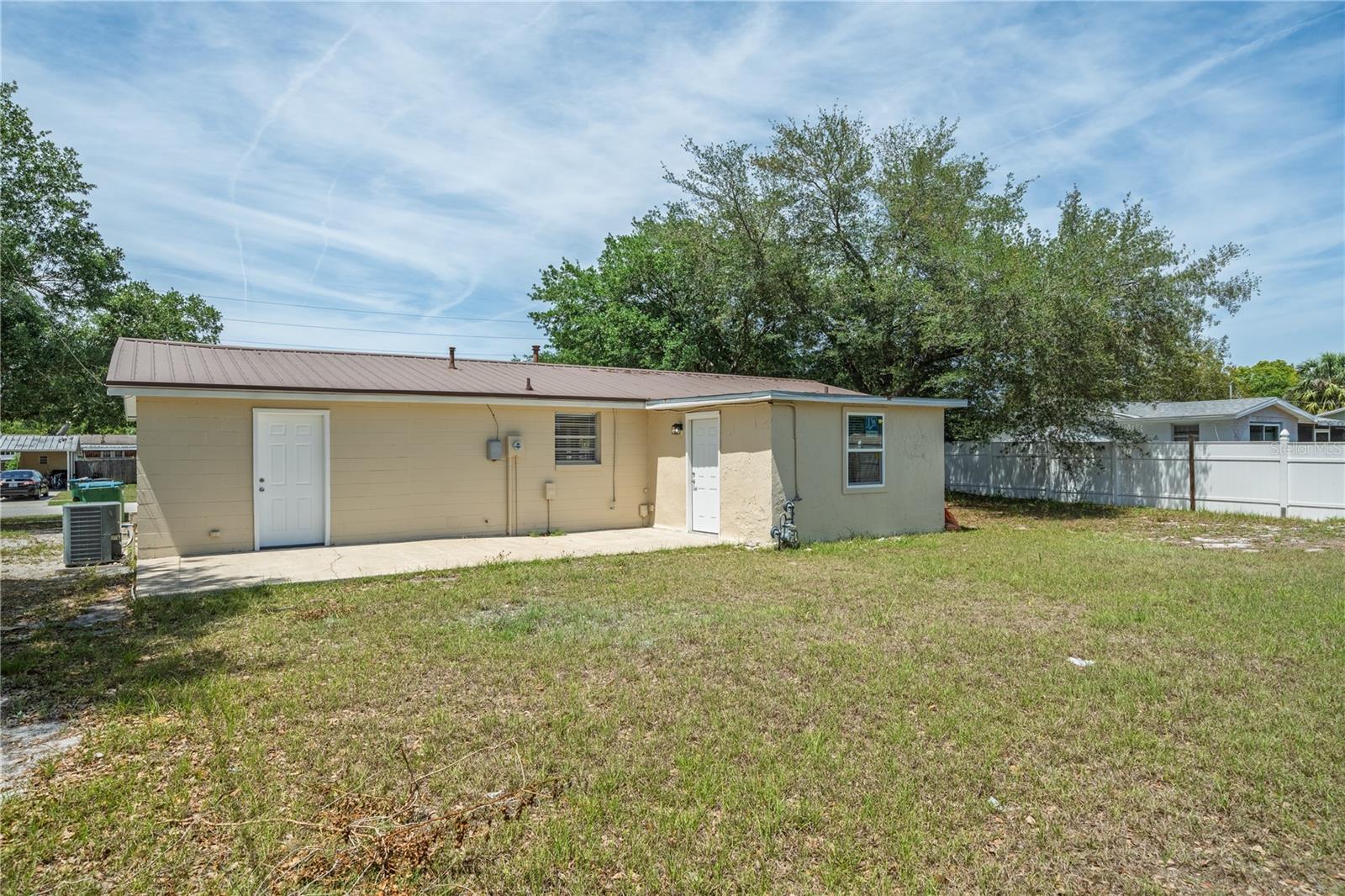 DELTONA LAKES UNIT 32 - Residential