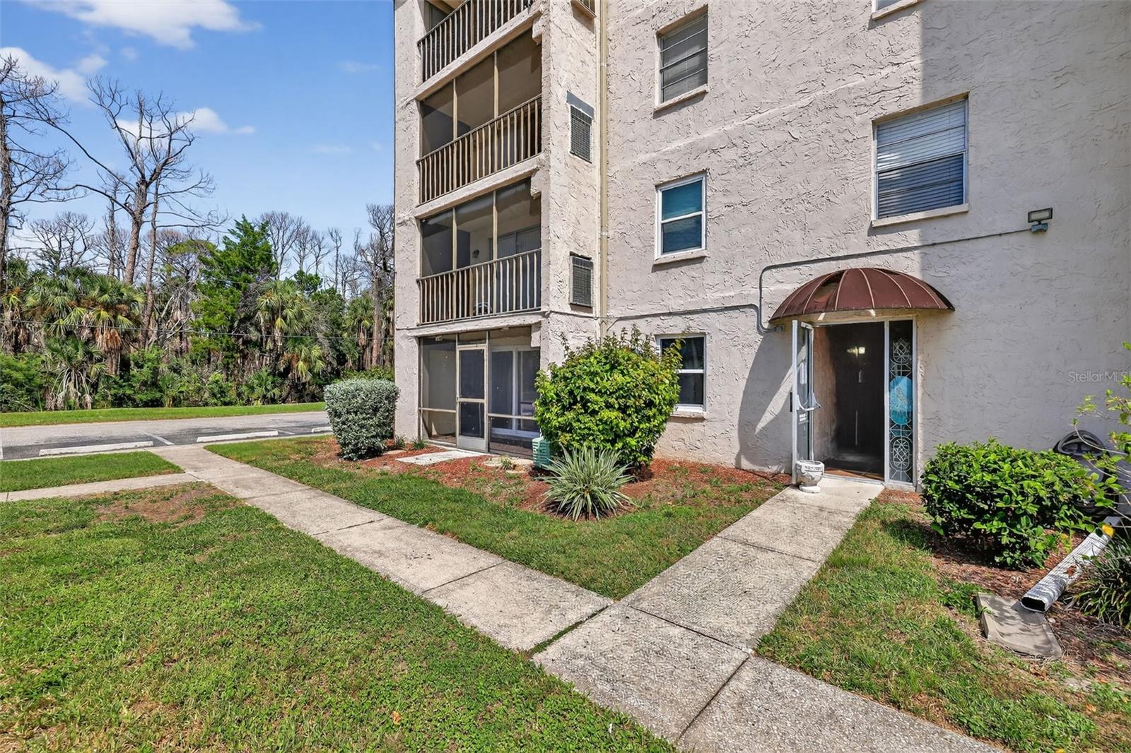 ROYAL RICHEY VILLAGE CONDO 02 - Residential