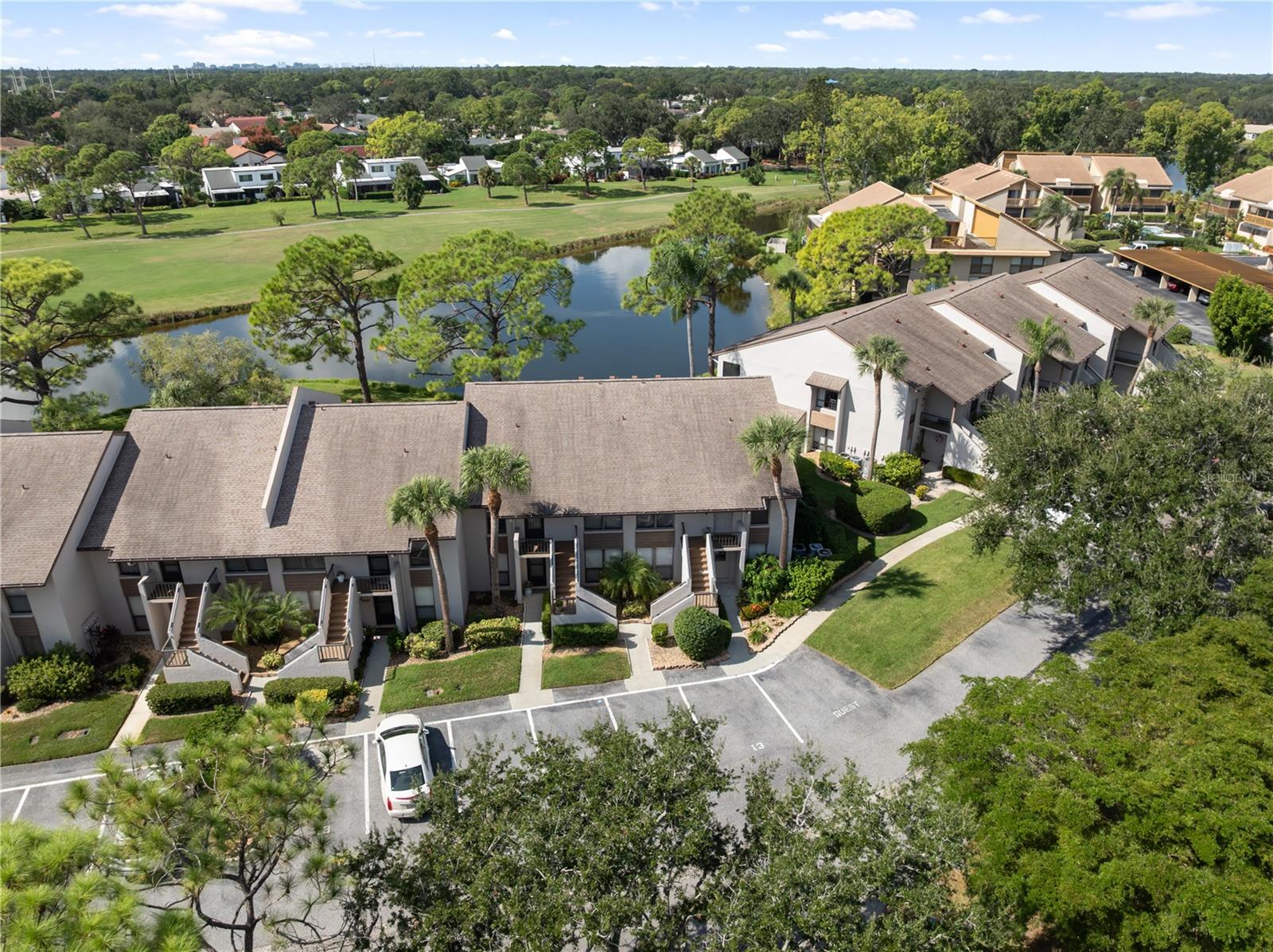 CHARTWELL GREEN - Residential