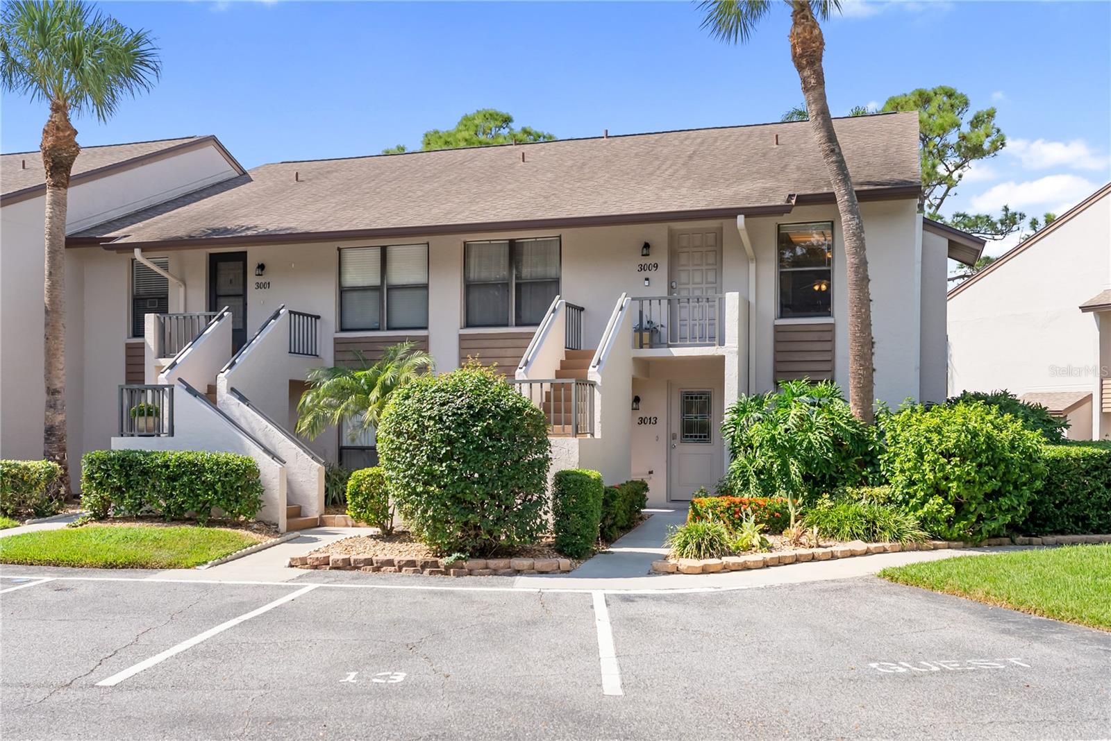 CHARTWELL GREEN - Residential